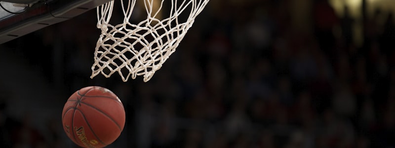 NBA总决赛精彩瞬间 - 球员上篮